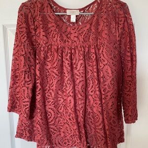 Women’s lace top